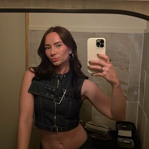 Meet your Posher, Hannah